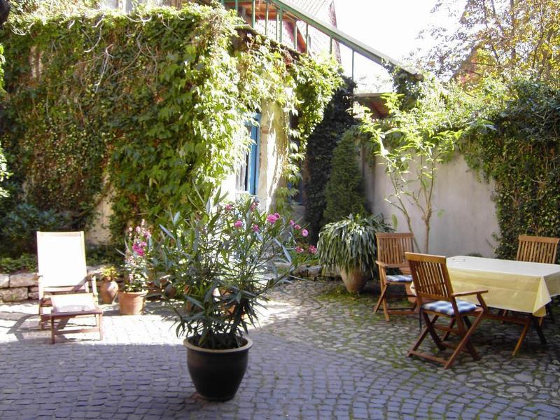 Adelheid Hotel Garni Quedlinburg Exterior foto